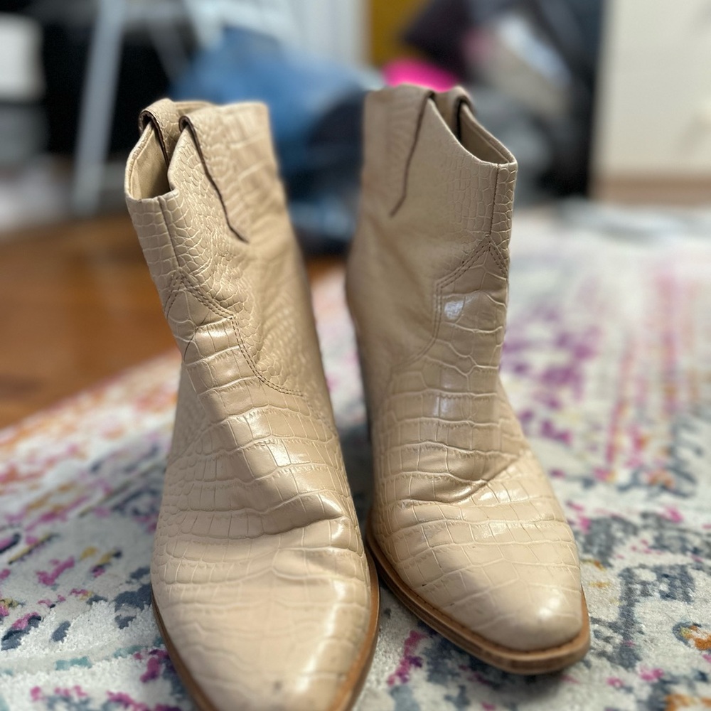 Booties - Picture 5 of 5